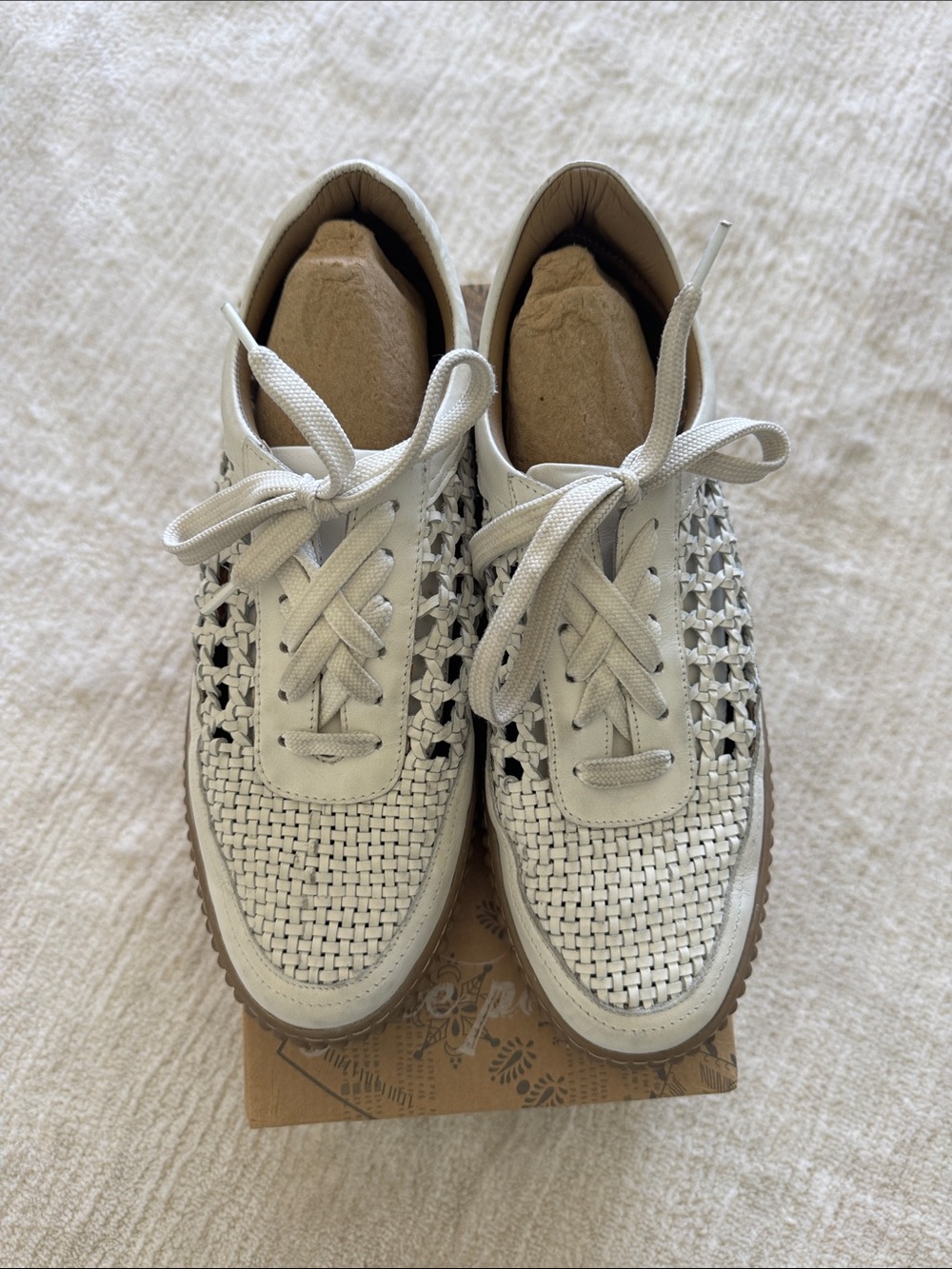 Free People Wimberly Woven Leather Sneakers Cream Brown Gum Sole Size 9.5